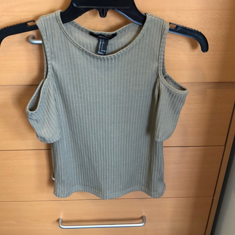 Cropped cold shoulder top